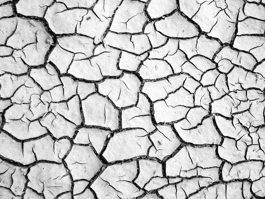 depositphotos_1758590-stock-photo-random-cracks